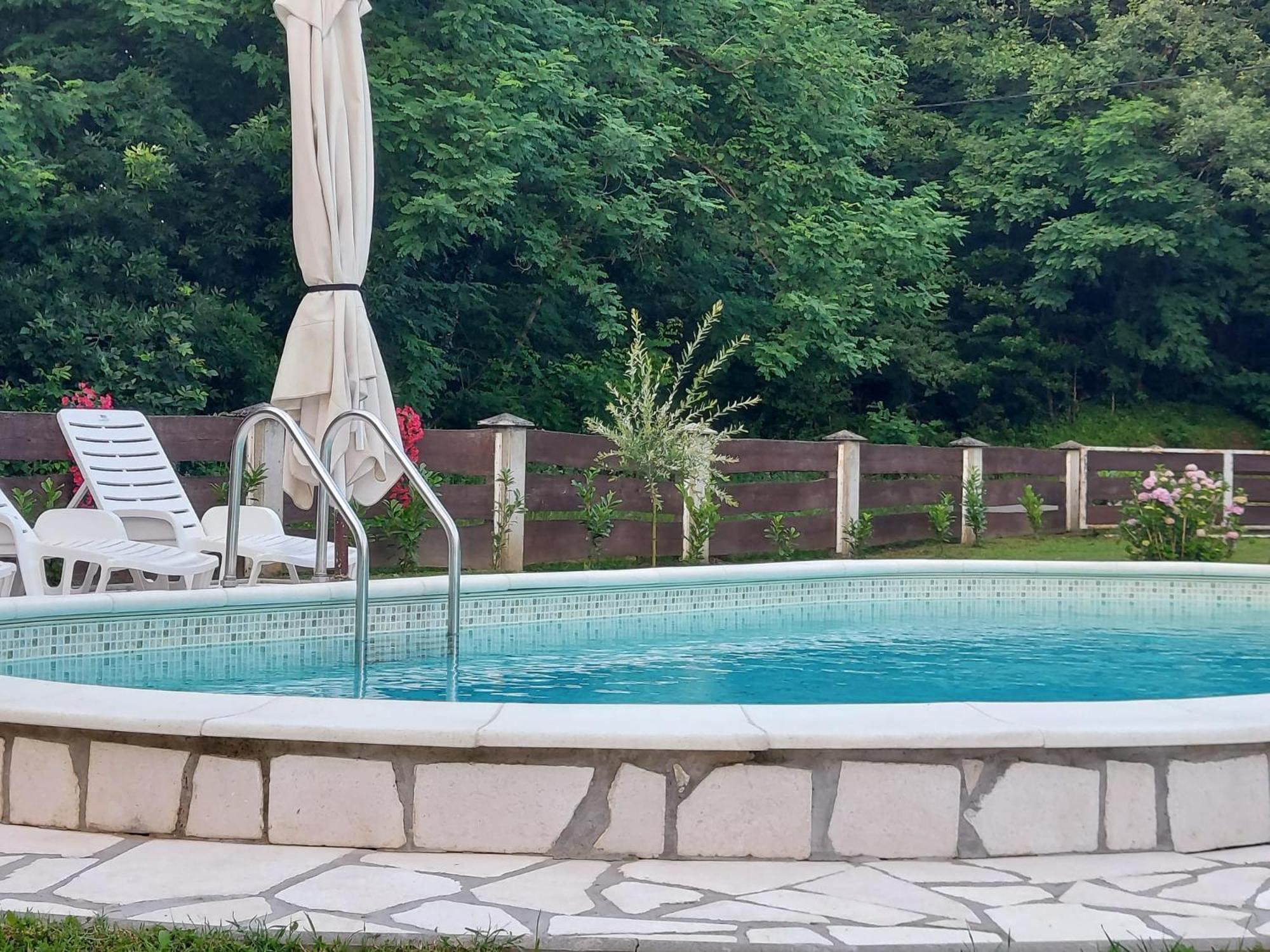 Villa Kuca Za Odmor Mazuran Karlovac Esterno foto