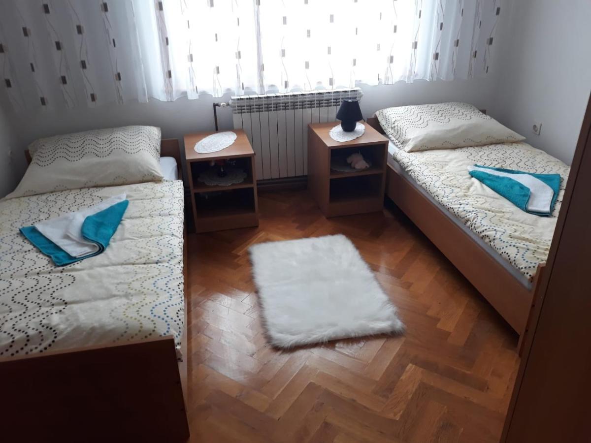 Villa Kuca Za Odmor Mazuran Karlovac Esterno foto